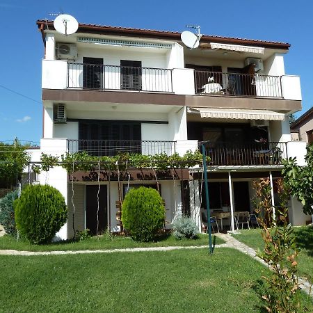 Apartment Nada 1 ยาดราโนโว ภายนอก รูปภาพ