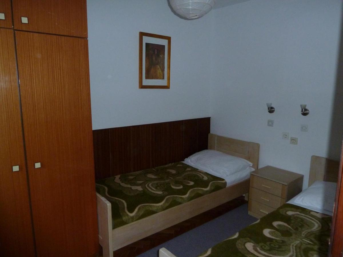 Apartment Nada 1 ยาดราโนโว ภายนอก รูปภาพ